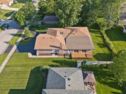 Tiny photo for 14014 Tod William Drive, Orland Park, IL 60462 (MLS # 12686944)