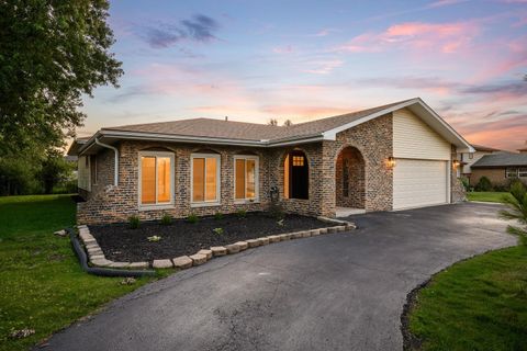 Tiny photo for 14014 Tod William Drive, Orland Park, IL 60462 (MLS # 12686944)
