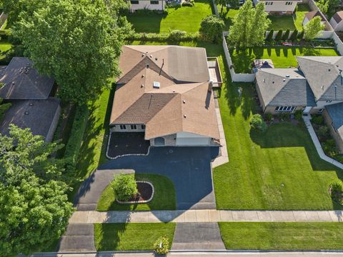 Tiny photo for 14014 Tod William Drive, Orland Park, IL 60462 (MLS # 12686944)