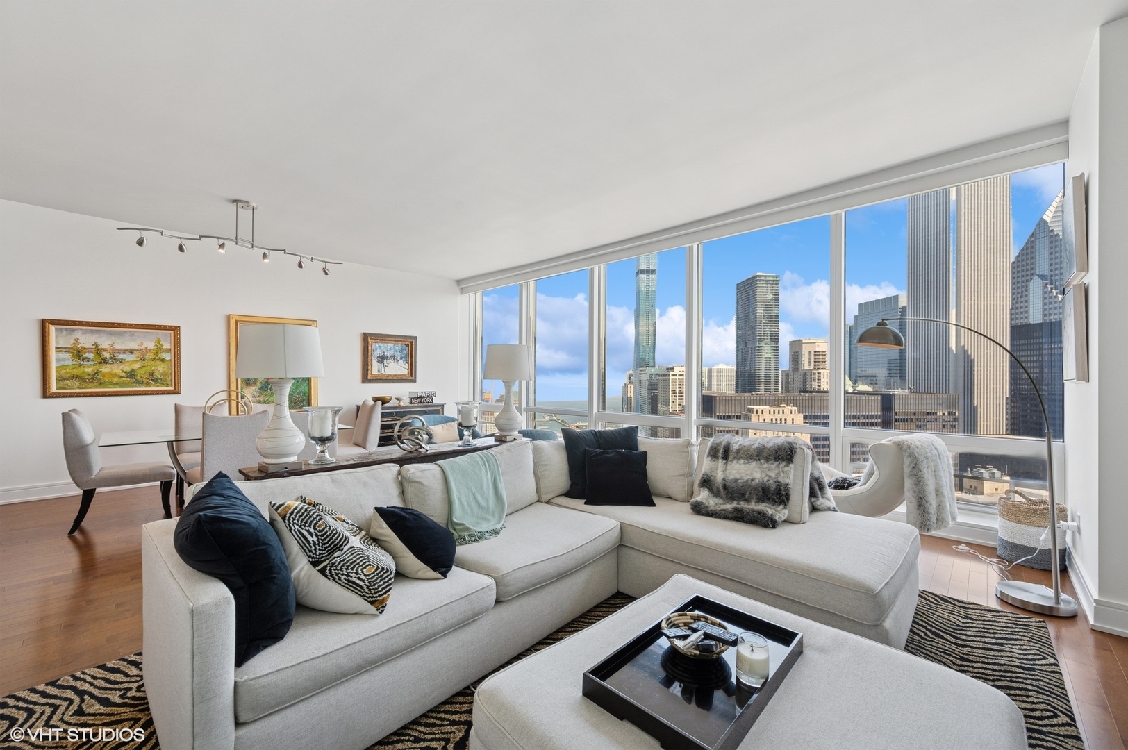 401 N Wabash Avenue 32J