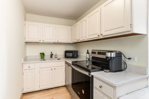 Tiny photo for 899 S Plymouth Court #2010, Chicago, IL 60605 (MLS # 12596977)
