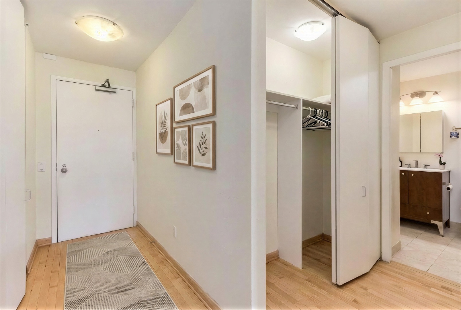 899 S Plymouth Court 2010