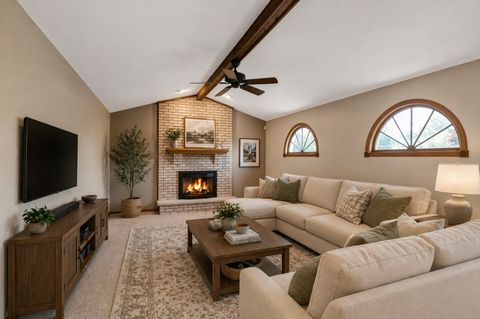 Tiny photo for 1813 Chippingham Road, Woodridge, IL 60517 (MLS # 12628315)