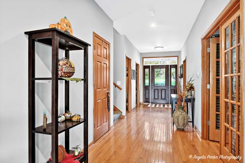 Tiny photo for 5012 W Lake Shore Drive, Wonder Lake, IL 60097 (MLS # 12575111)