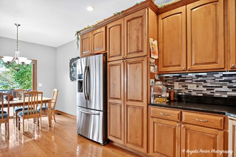 Tiny photo for 5012 W Lake Shore Drive, Wonder Lake, IL 60097 (MLS # 12575111)