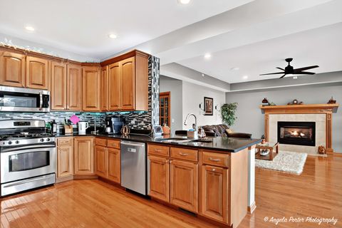 Tiny photo for 5012 W Lake Shore Drive, Wonder Lake, IL 60097 (MLS # 12575111)