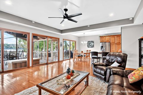 Tiny photo for 5012 W Lake Shore Drive, Wonder Lake, IL 60097 (MLS # 12575111)