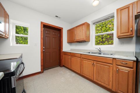 Tiny photo for 6540 S Vernon Avenue, Chicago, IL 60637 (MLS # 12584814)