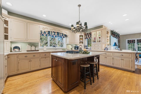 Tiny photo for 2637 WALLACE Drive, Flossmoor, IL 60422 (MLS # 12789355)