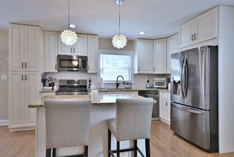 Tiny photo for 247 Harlem Avenue, Glenview, IL 60025 (MLS # 12488205)