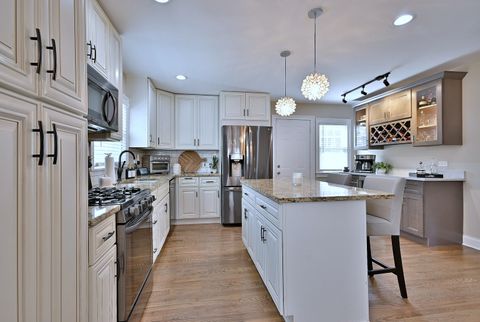 Tiny photo for 247 Harlem Avenue, Glenview, IL 60025 (MLS # 12488205)