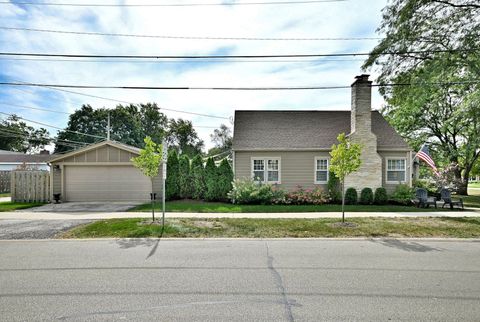 Tiny photo for 247 Harlem Avenue, Glenview, IL 60025 (MLS # 12488205)