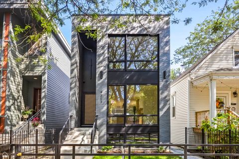 Tiny photo for 4203 N Drake Avenue, Chicago, IL 60618 (MLS # 12466850)