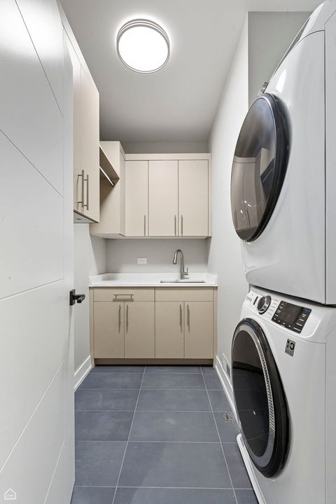 Tiny photo for 4203 N Drake Avenue, Chicago, IL 60618 (MLS # 12466850)