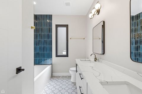 Tiny photo for 4203 N Drake Avenue, Chicago, IL 60618 (MLS # 12466850)