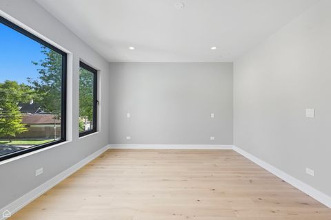 Tiny photo for 4203 N Drake Avenue, Chicago, IL 60618 (MLS # 12466850)