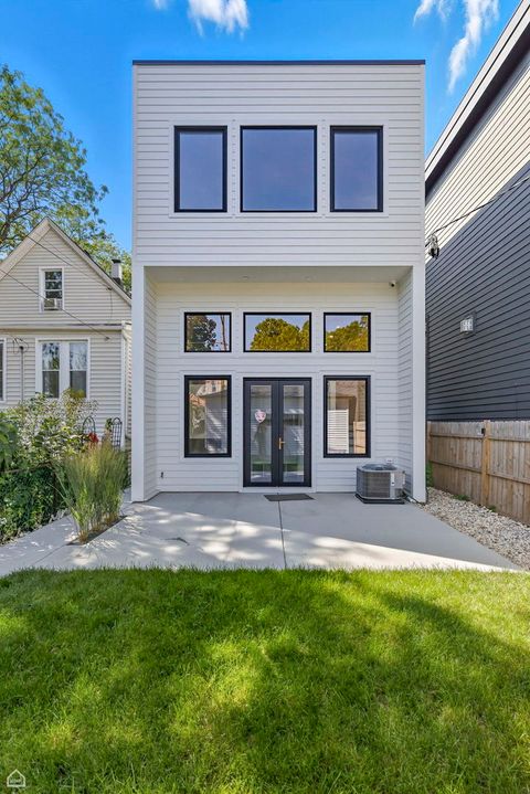 Tiny photo for 4203 N Drake Avenue, Chicago, IL 60618 (MLS # 12466850)