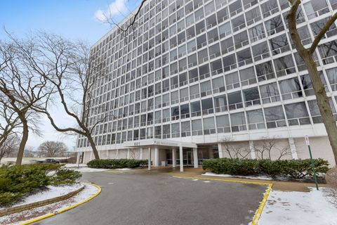 Photo of 601 E 32nd Street #1001, Chicago, IL 60616 (MLS # 12591875)