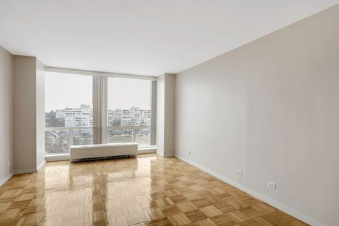 Tiny photo for 601 E 32nd Street #1001, Chicago, IL 60616 (MLS # 12591875)