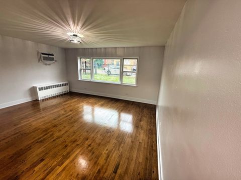 Tiny photo for 7718 S Jeffery Boulevard #GN, Chicago, IL 60649 (MLS # 12539824)