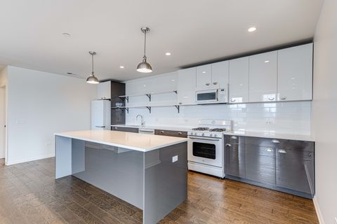 115 Lake Street 314 Libertyville IL 60048