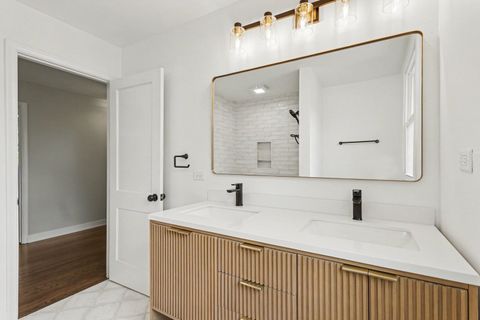 Tiny photo for Glenview, IL 60025 (MLS # 12633621)