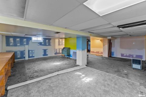 Tiny photo for 1115 N 4th St Street, Clinton, IA 52732 (MLS # QC4268942)