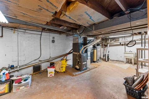 Tiny photo for 1115 N 4th St Street, Clinton, IA 52732 (MLS # QC4268942)