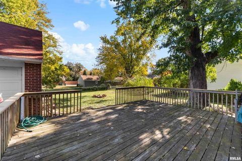 Tiny photo for 1115 N 4TH Street, Clinton, IA 52732 (MLS # QC4268942)