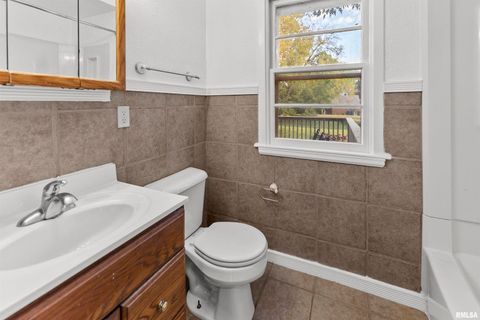 Tiny photo for 1115 N 4th St Street, Clinton, IA 52732 (MLS # QC4268942)