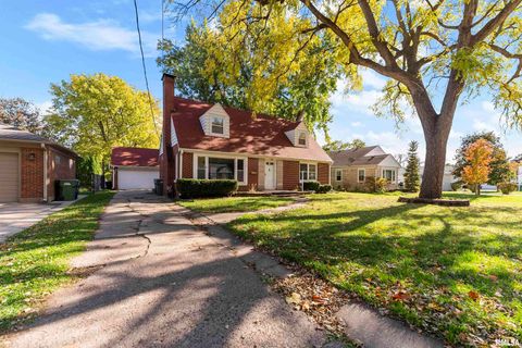 Tiny photo for 1115 N 4TH Street, Clinton, IA 52732 (MLS # QC4268942)