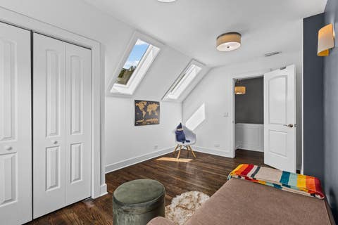 Tiny photo for 6133 N LENOX Avenue, Chicago, IL 60646 (MLS # 12717744)