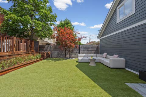 Tiny photo for 6133 N LENOX Avenue, Chicago, IL 60646 (MLS # 12717744)