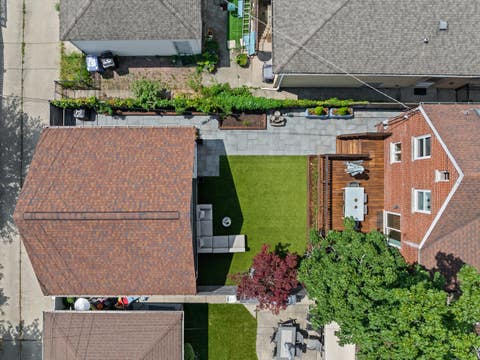 Tiny photo for 6133 N LENOX Avenue, Chicago, IL 60646 (MLS # 12717744)
