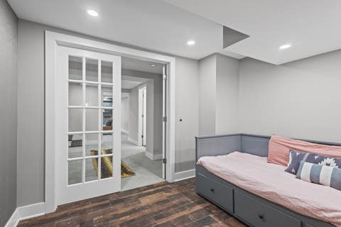 Tiny photo for 6133 N LENOX Avenue, Chicago, IL 60646 (MLS # 12717744)