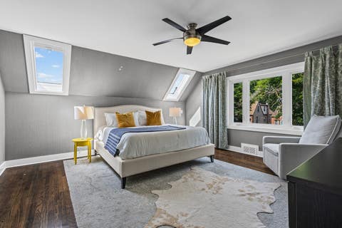 Tiny photo for 6133 N LENOX Avenue, Chicago, IL 60646 (MLS # 12717744)