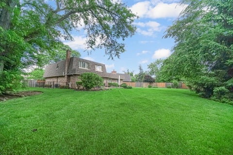 Tiny photo for 2699 Lisa Court, Northbrook, IL 60062 (MLS # 12716312)