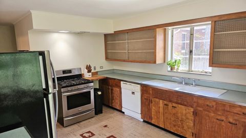 Tiny photo for 645 Judge Avenue, Waukegan, IL 60085 (MLS # 12653371)