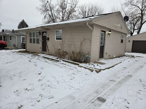 Tiny photo for 34 Cardinal Lane, Carpentersville, IL 60110 (MLS # 12541202)
