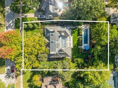 Tiny photo for 528 Roslyn Road, Kenilworth, IL 60043 (MLS # 12543573)