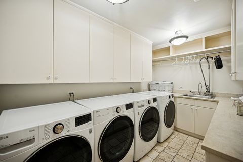 Tiny photo for 528 Roslyn Road, Kenilworth, IL 60043 (MLS # 12543573)