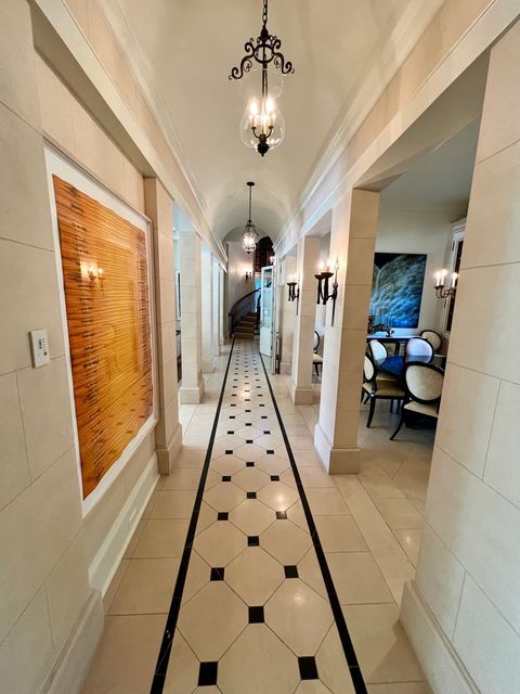 Tiny photo for 528 Roslyn Road, Kenilworth, IL 60043 (MLS # 12543573)