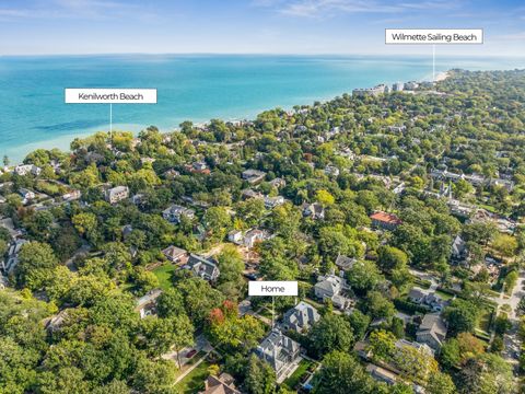 Tiny photo for 528 Roslyn Road, Kenilworth, IL 60043 (MLS # 12543573)