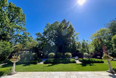 Tiny photo for 528 Roslyn Road, Kenilworth, IL 60043 (MLS # 12543573)