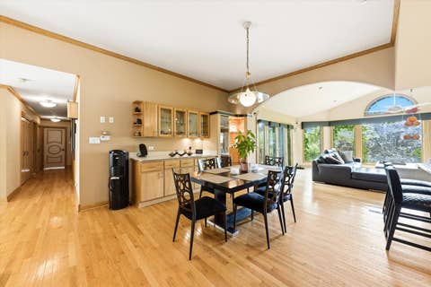 Tiny photo for 130 Surrey Lane, Burr Ridge, IL 60527 (MLS # 12739170)