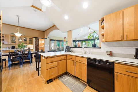 Tiny photo for 130 Surrey Lane, Burr Ridge, IL 60527 (MLS # 12739170)