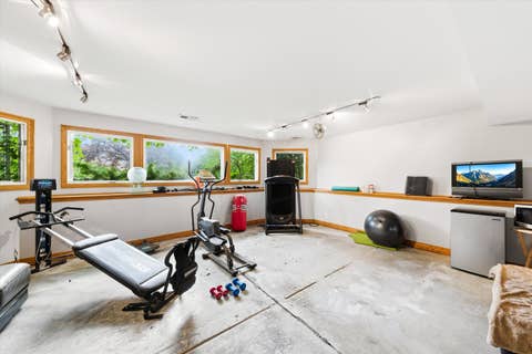 Tiny photo for 130 Surrey Lane, Burr Ridge, IL 60527 (MLS # 12739170)