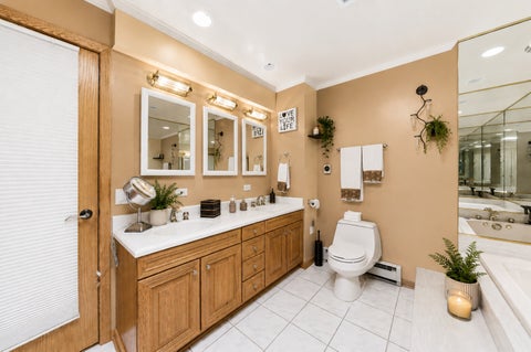 Tiny photo for 130 Surrey Lane, Burr Ridge, IL 60527 (MLS # 12739170)