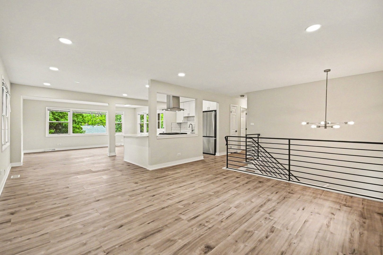 1312 W Oakmont Road