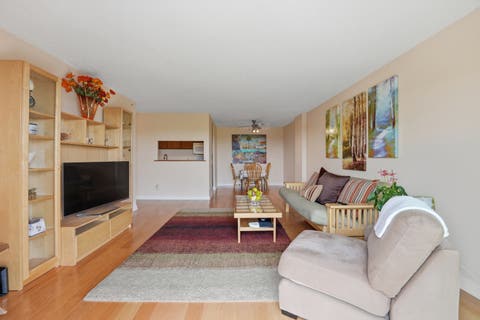 Tiny photo for 1800 Huntington Boulevard #AE607, Hoffman Estates, IL 60169 (MLS # 12646282)